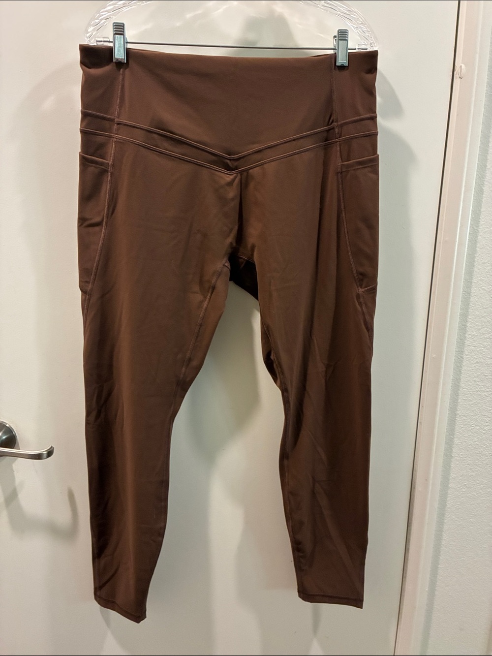High-Waist Brown Performance Leggings